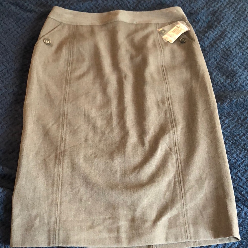 Gray skirt